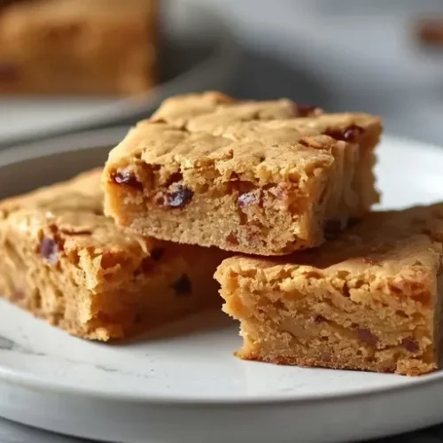 Sourdough Discard Cinnamon Blondies recipe